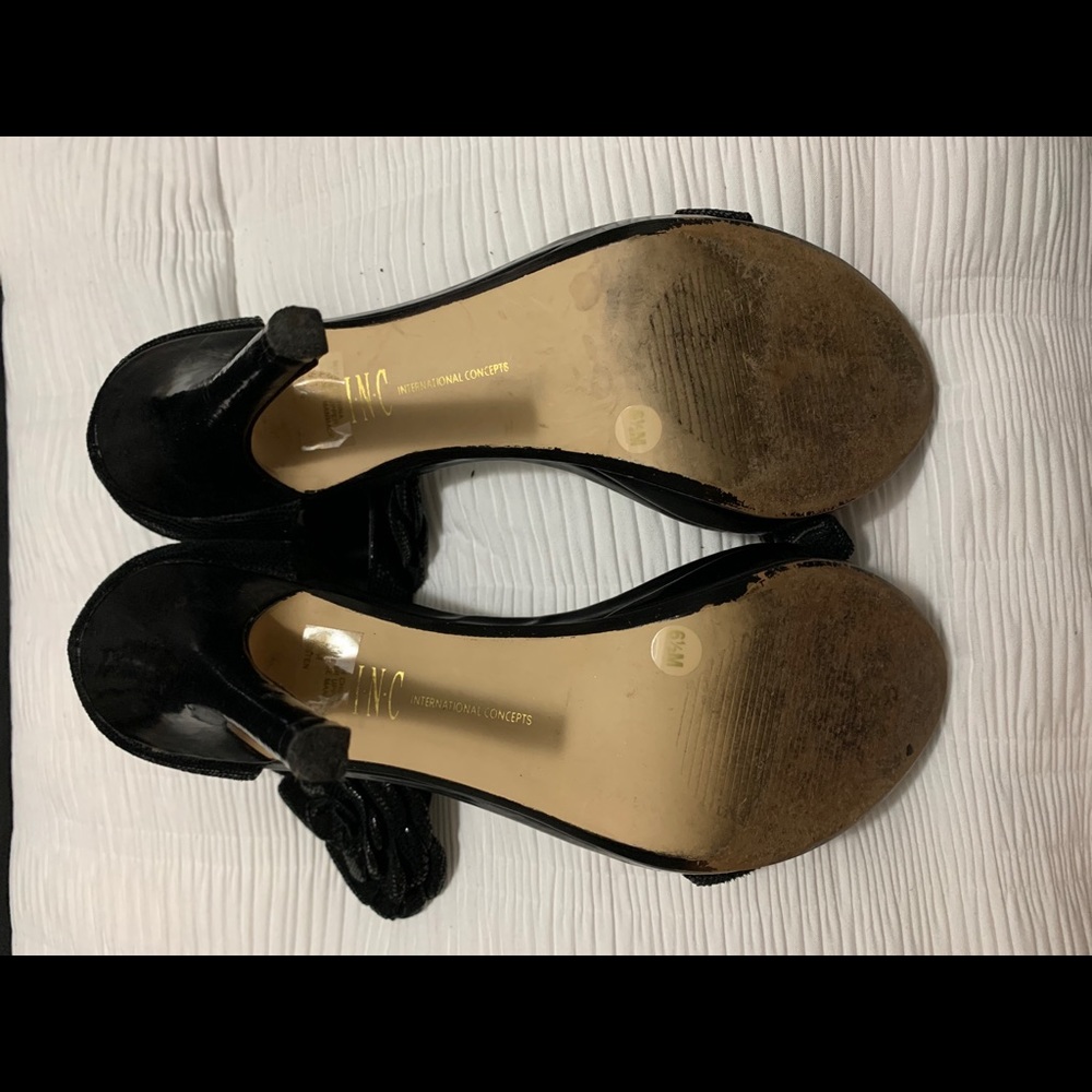 Shoes - Picture 4 of 16